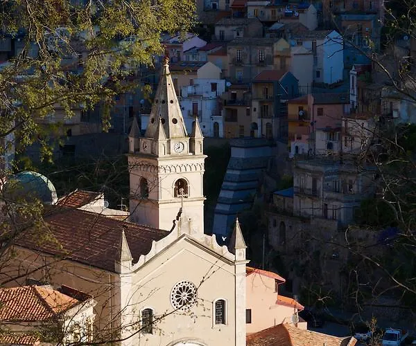 Отель Le Giare Itala